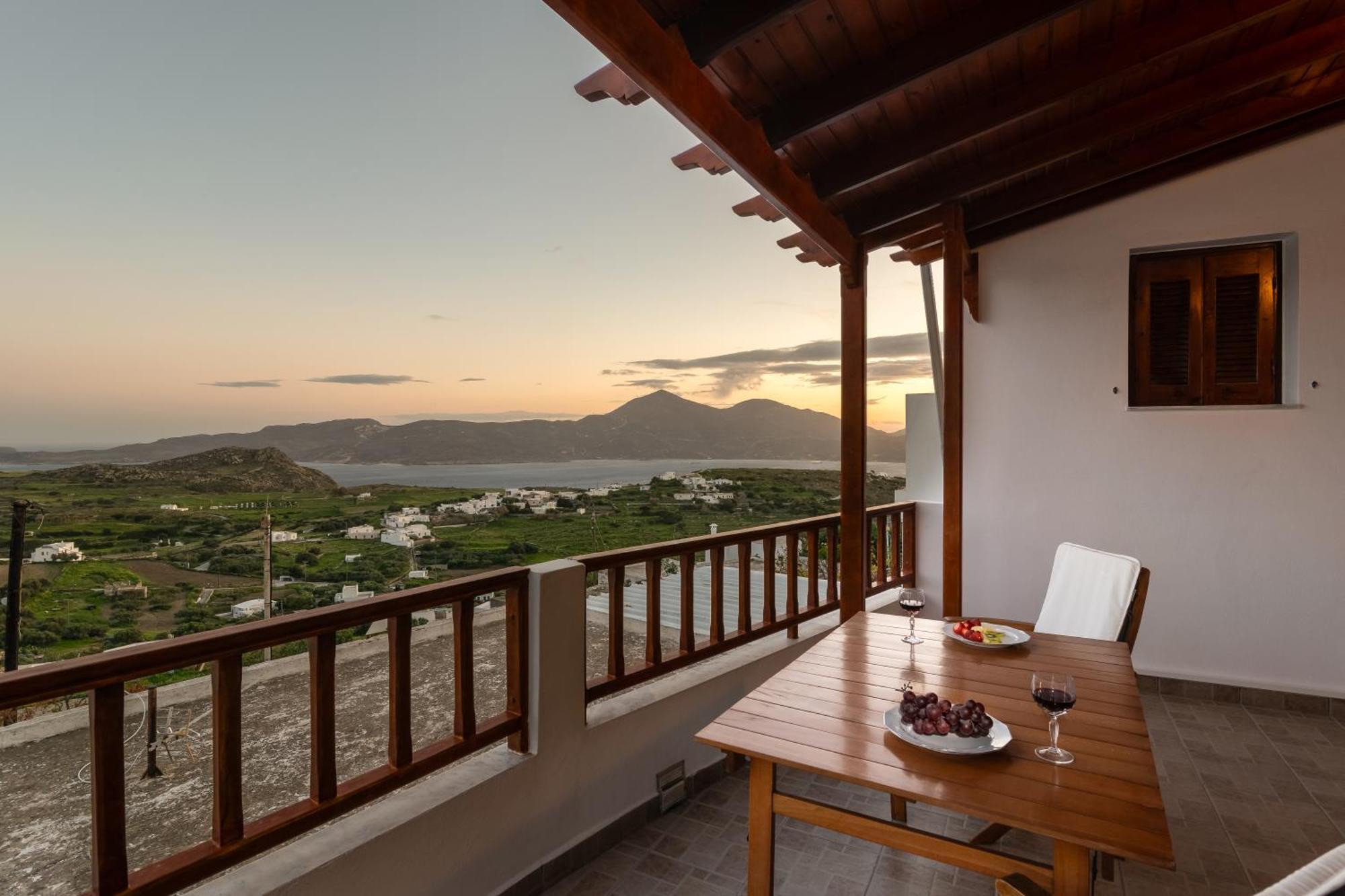 Uncle John'S House With View Villa Tripiti Exterior photo